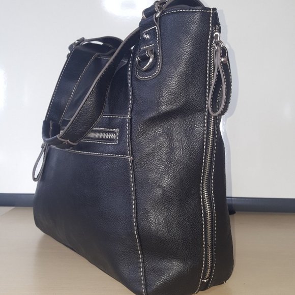 Kenneth Cole Tote - Picture 3 of 4